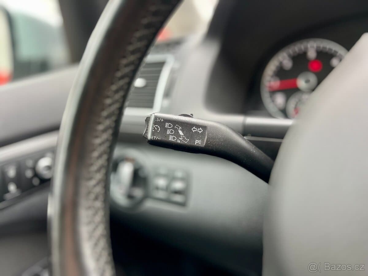2013 Volkswagen TOURAN - 16