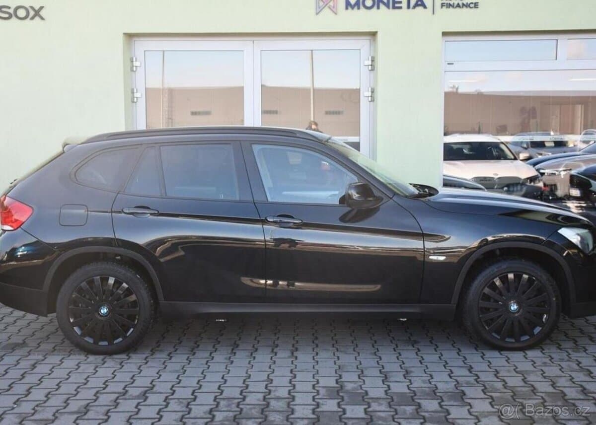 2011 BMW X1 - 16