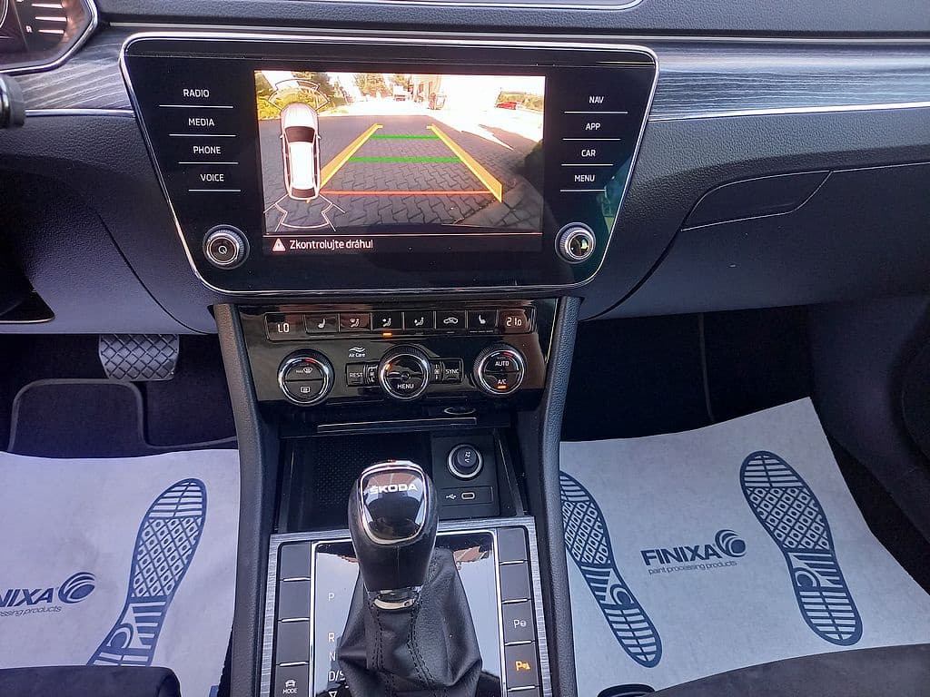 2023 Škoda SUPERB - 16