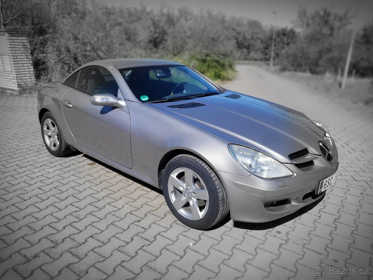 Mercedes-Benz SL - 16
