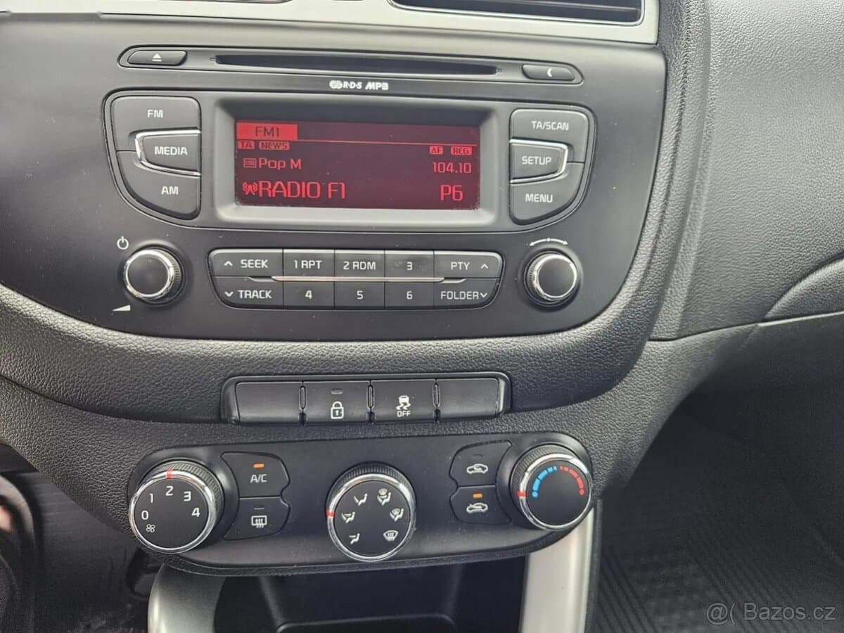 2015 Kia CEE'D - 16