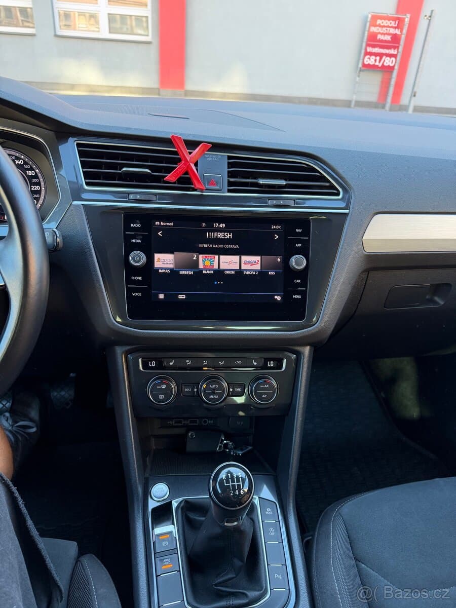 2018 Volkswagen TIGUAN - 16
