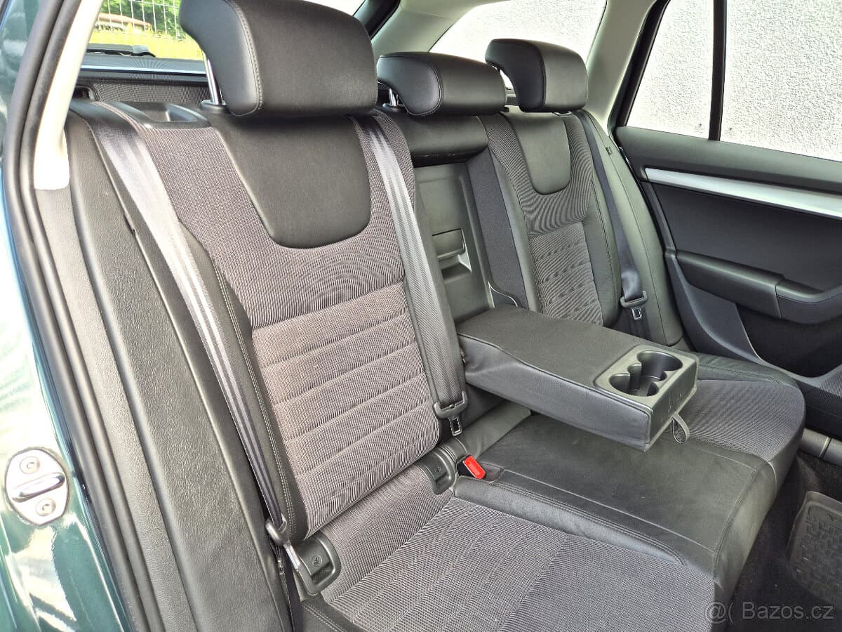 2015 Škoda OCTAVIA - 16