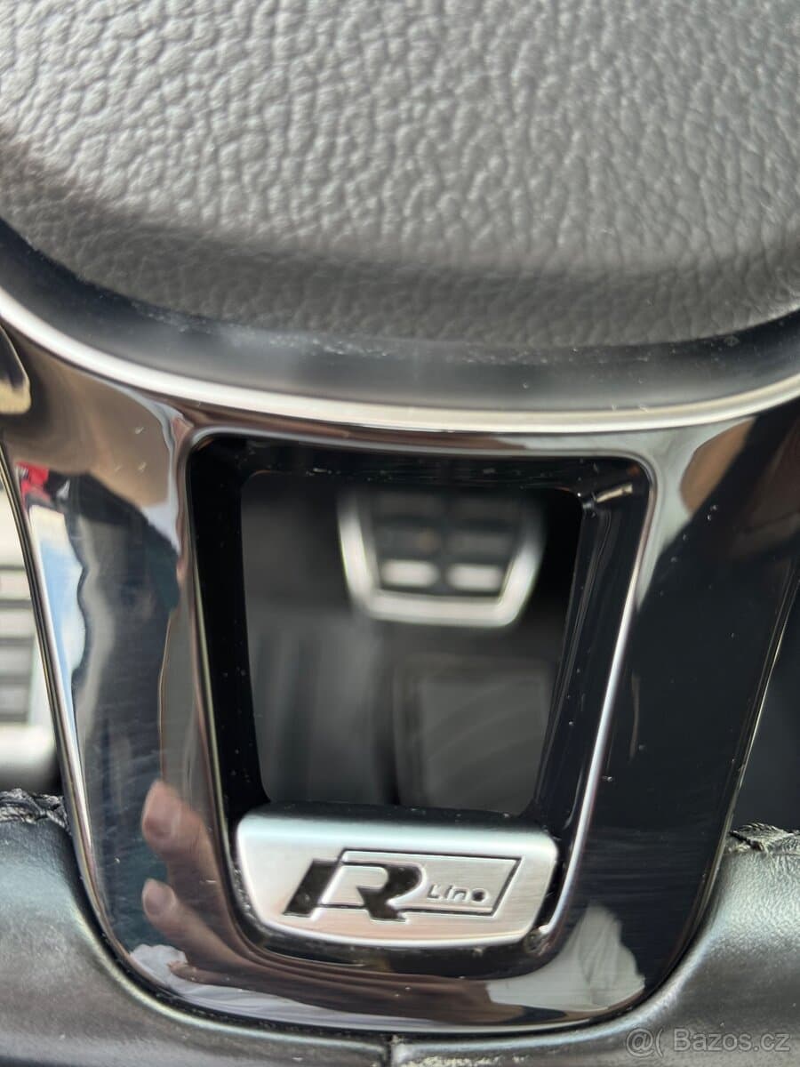 2015 Volkswagen PASSAT - 16