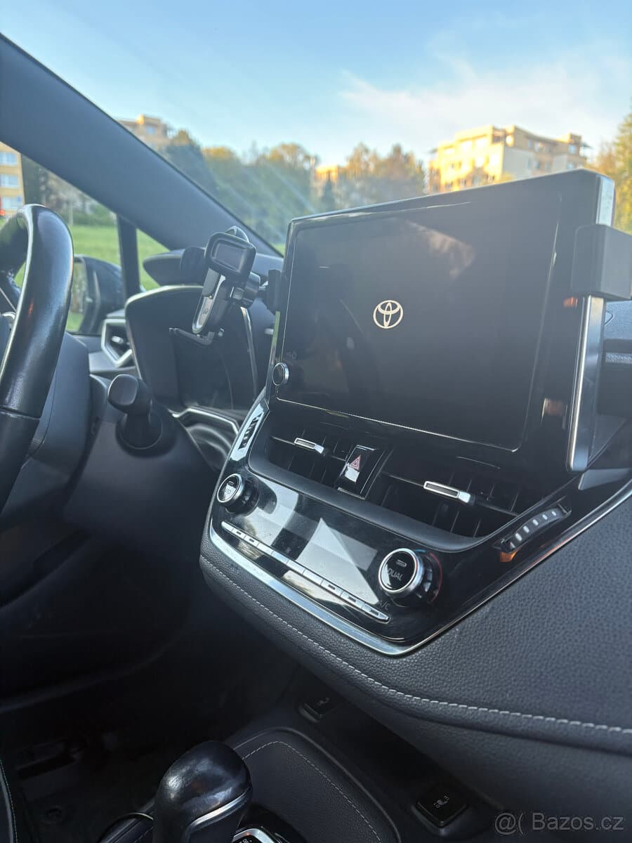 2022 Toyota COROLLA - 16