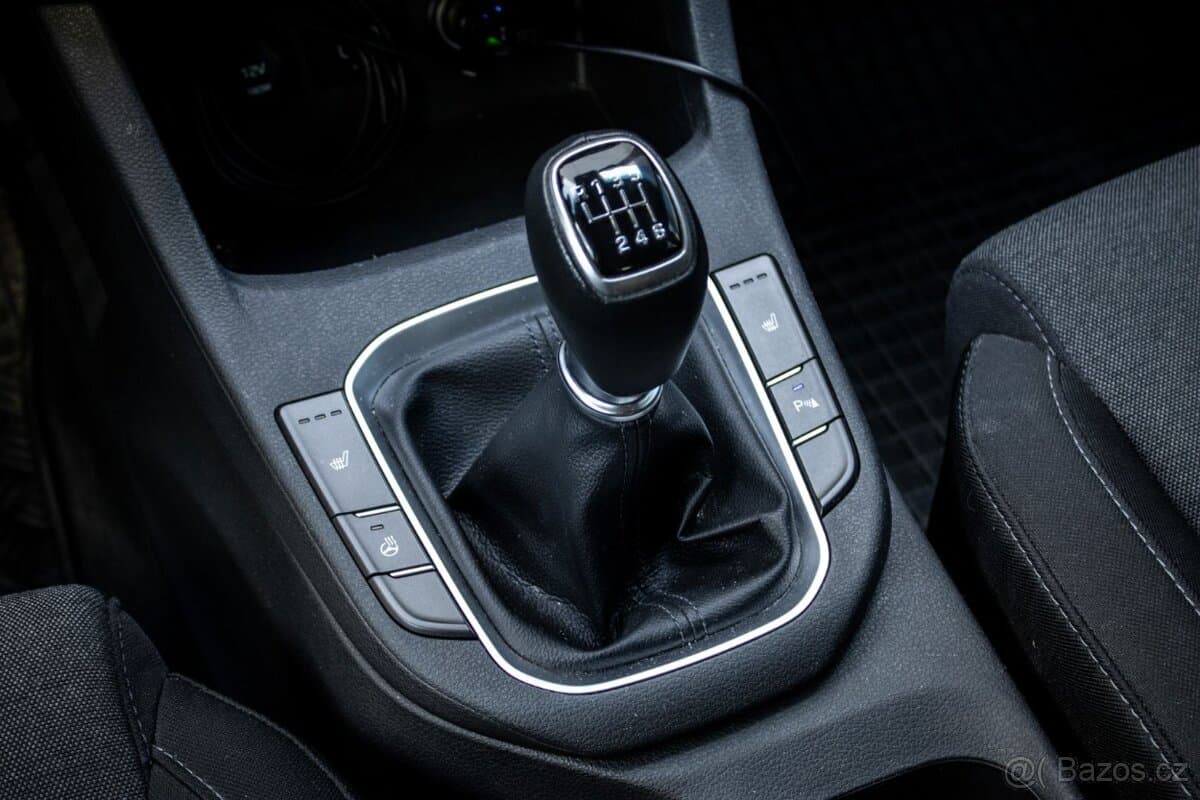 2020 Hyundai i30 - 16