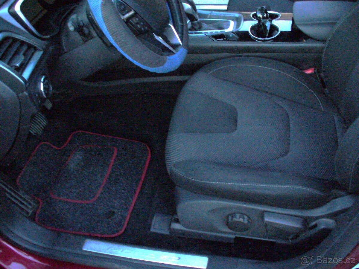 2015 Ford MONDEO - 16