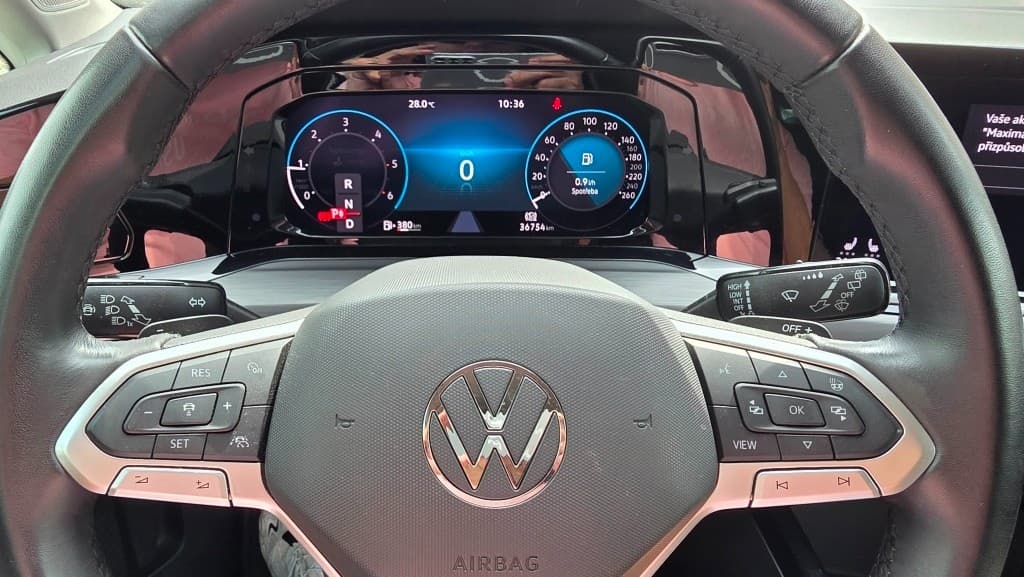 2024 Volkswagen GOLF - 16