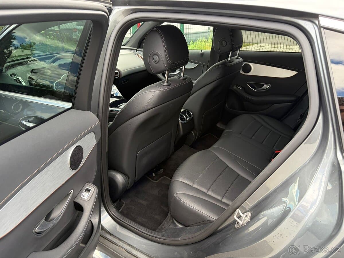 Mercedes-Benz EQC - 16