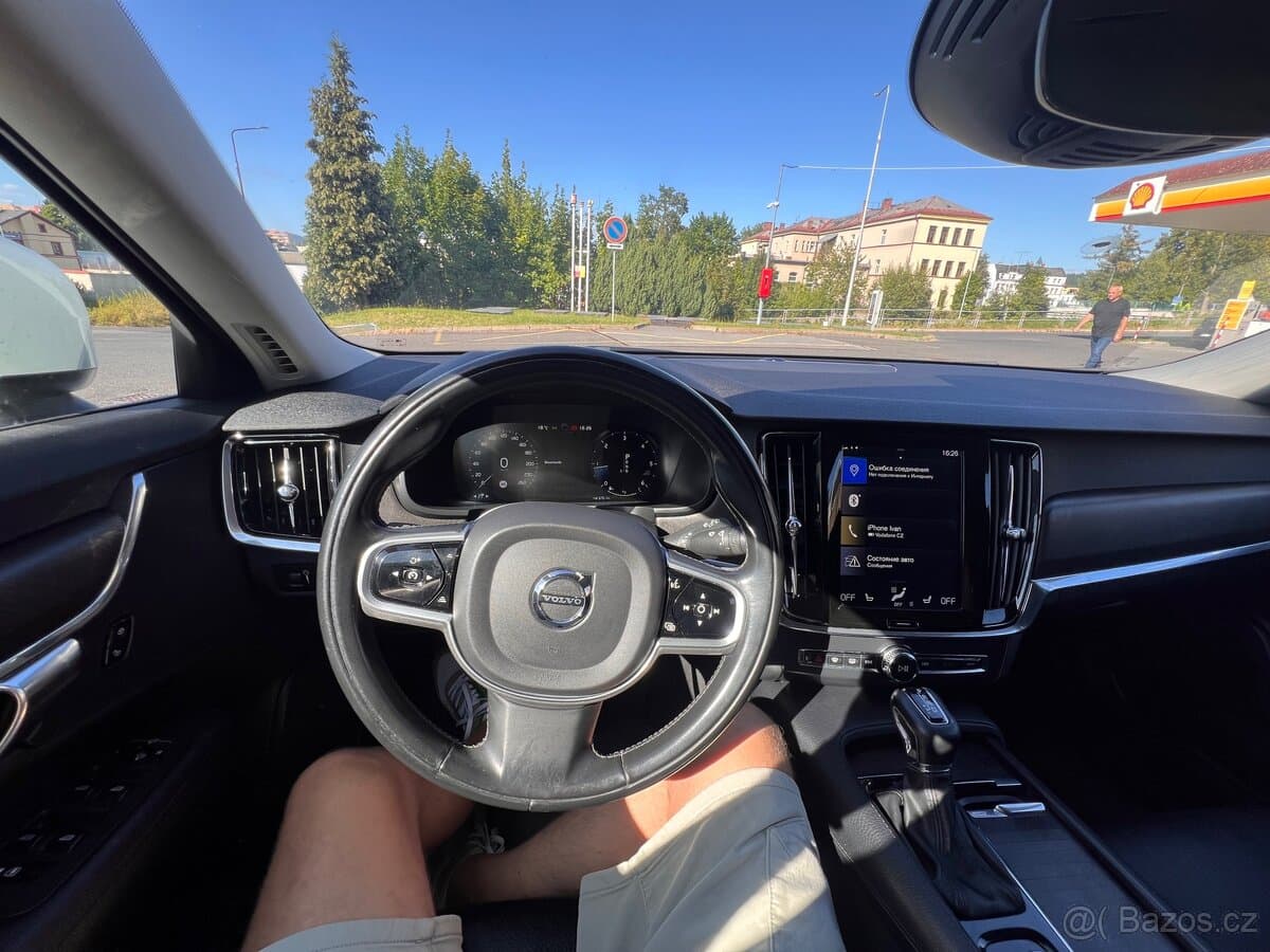 Volvo V90 - 16