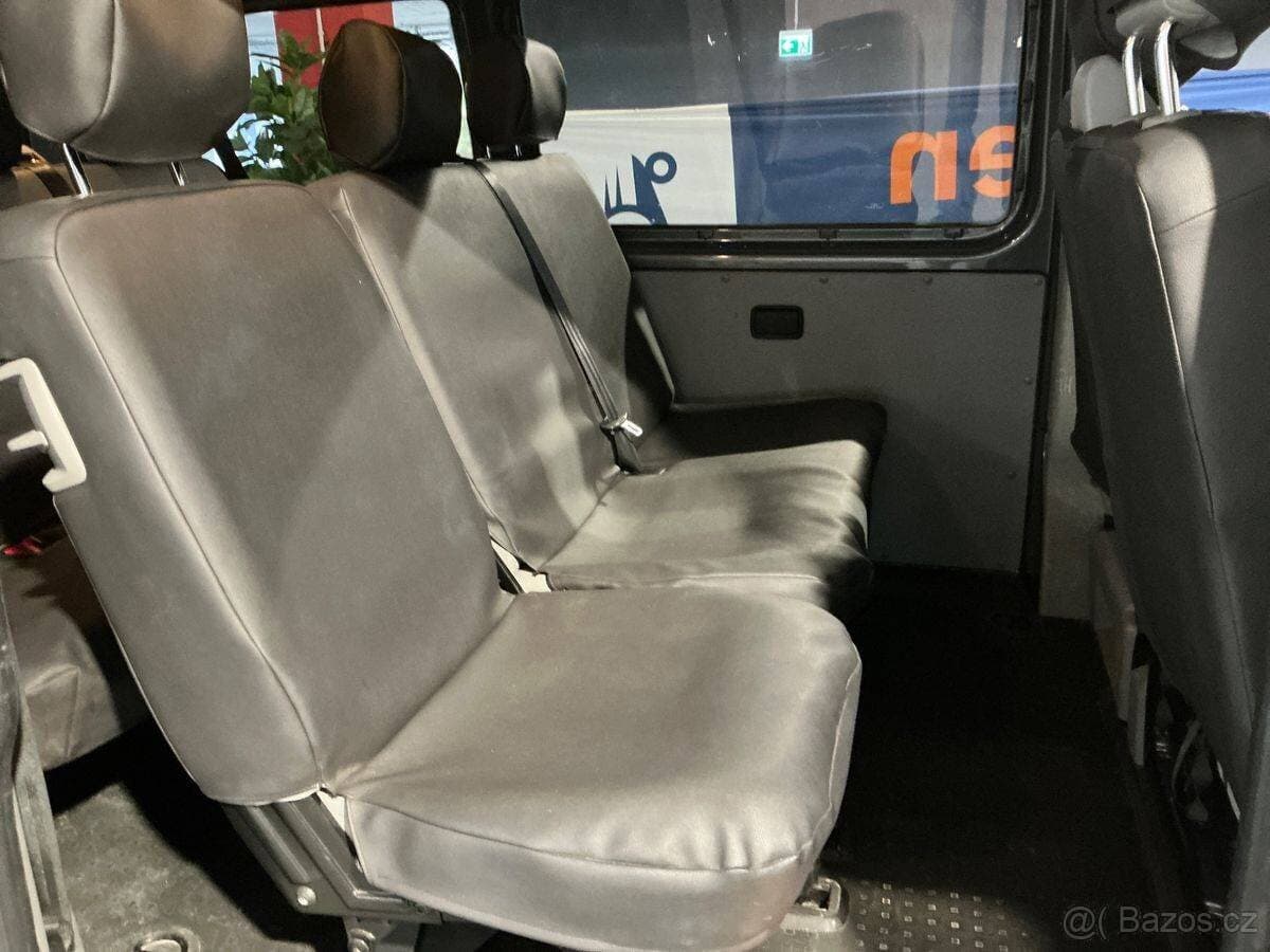 2010 Volkswagen TRANSPORTER - 16