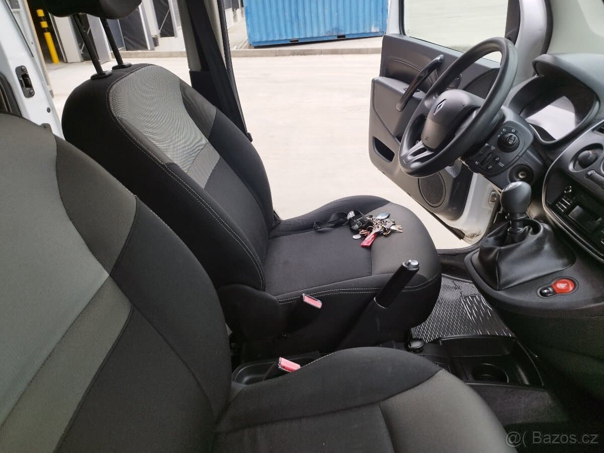 2017 Renault KANGOO - 16
