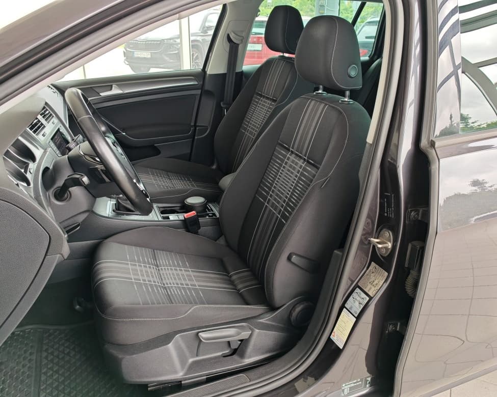 2015 Volkswagen GOLF - 16