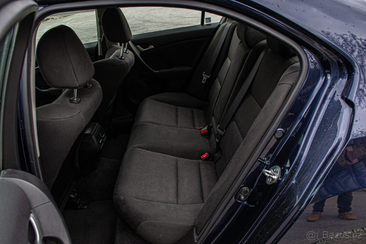 2010 Honda ACCORD - 16