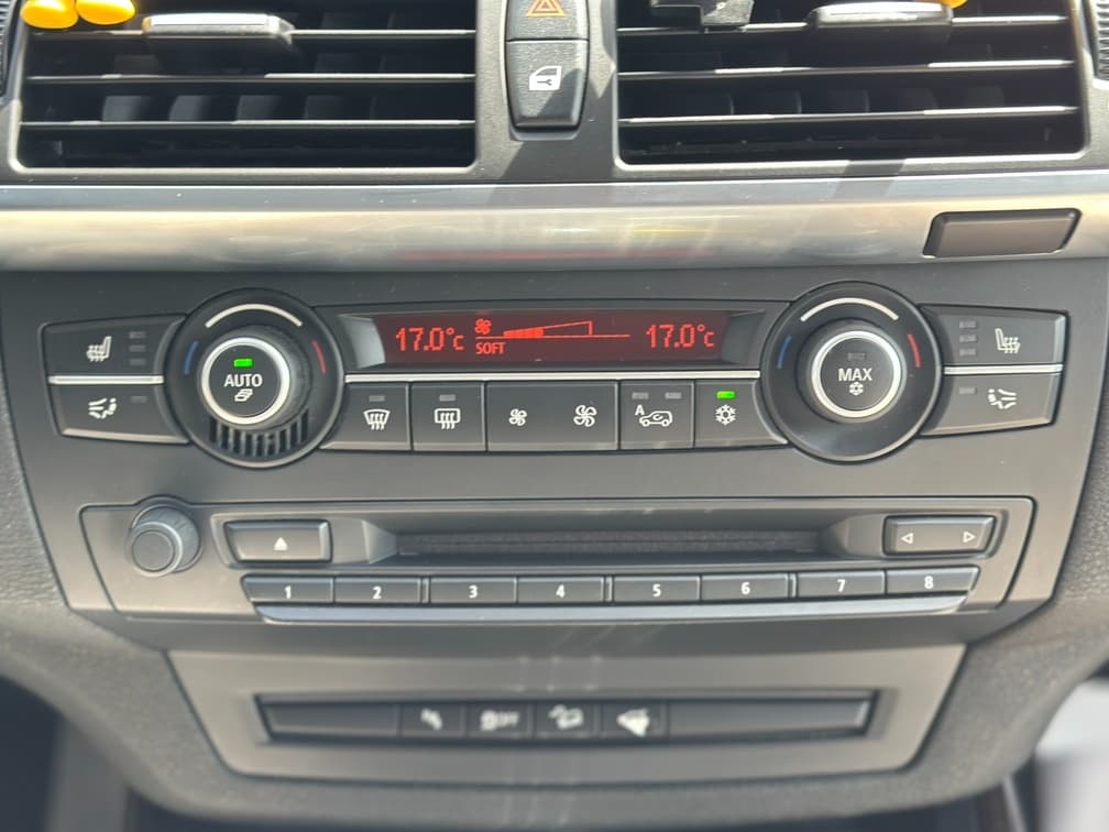 2011 BMW X5 - 16