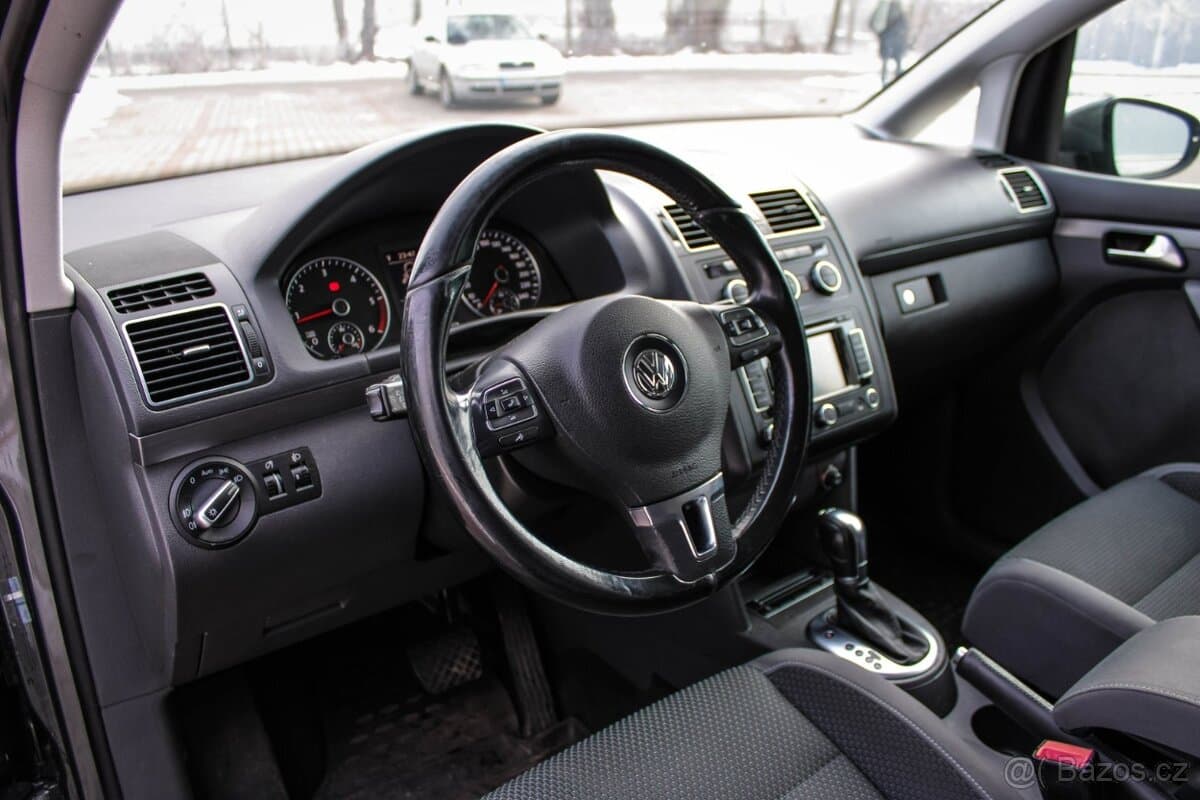 2015 Volkswagen TOURAN - 16