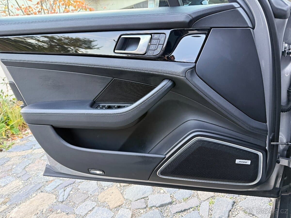 2021 Porsche PANAMERA - 16