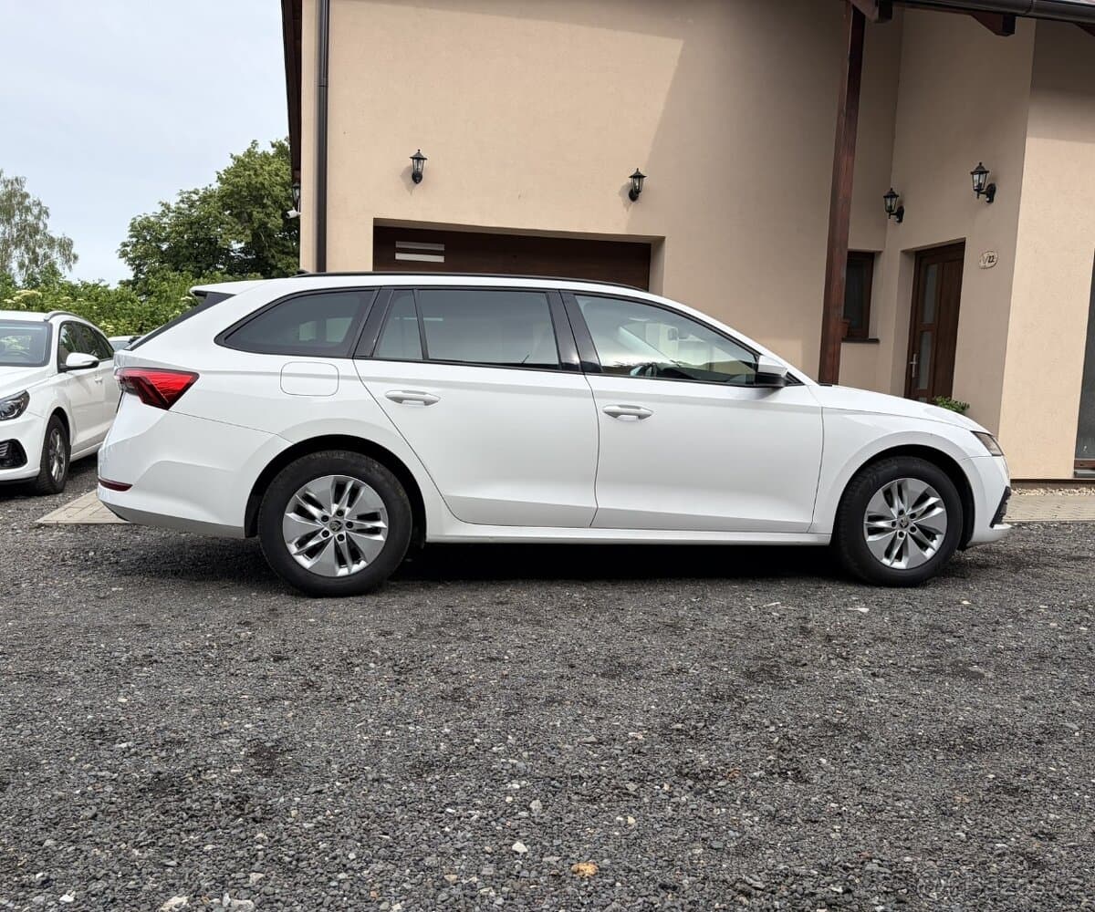 2022 Škoda OCTAVIA - 16