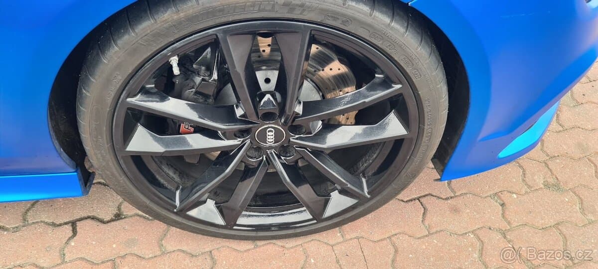 2016 Audi RS7 - 16