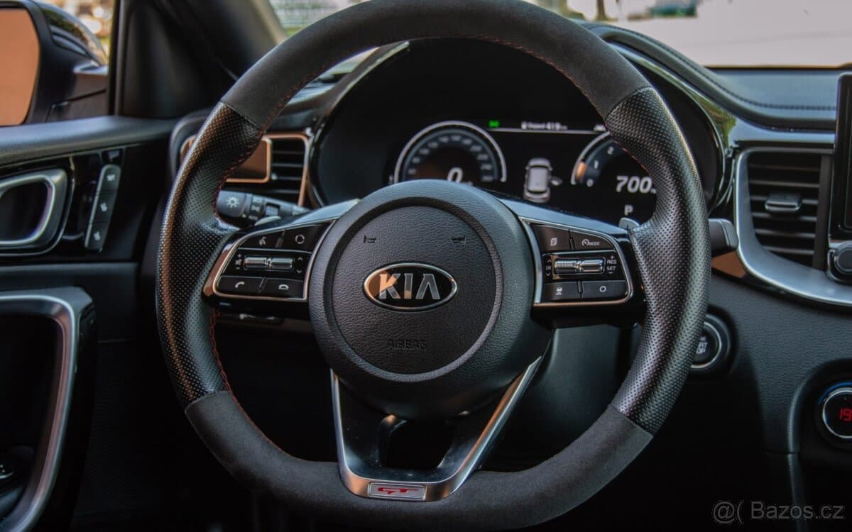 2020 Kia PROCEED - 16