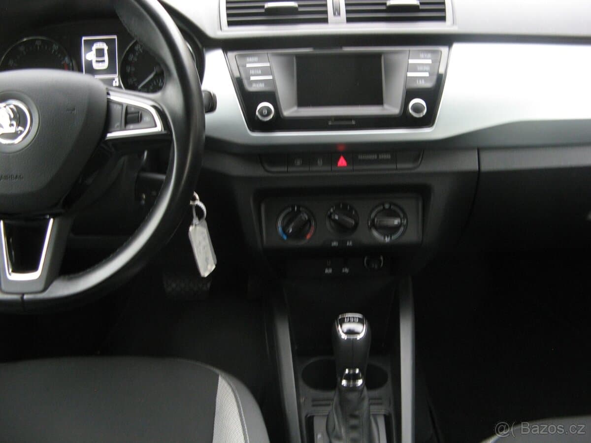 2015 Škoda FABIA - 16