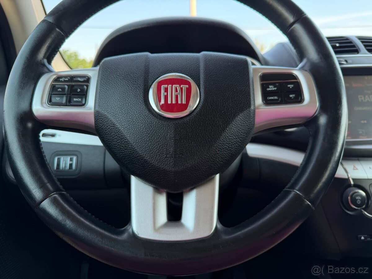 2012 Fiat FREEMONT - 16