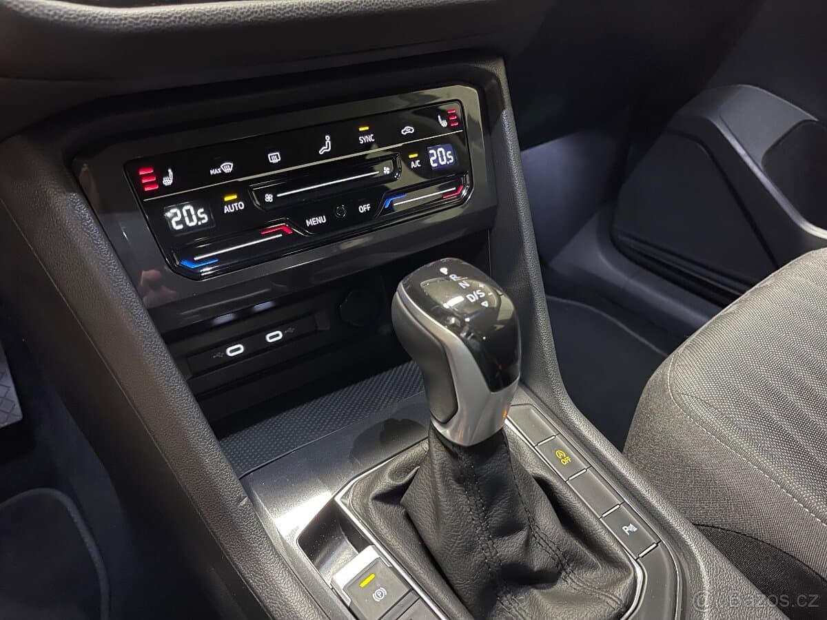 2025 Volkswagen TIGUAN - 16