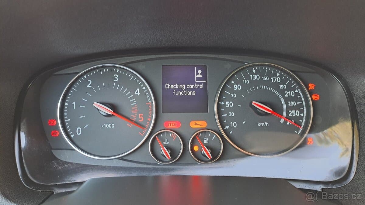 2013 Renault LAGUNA - 16