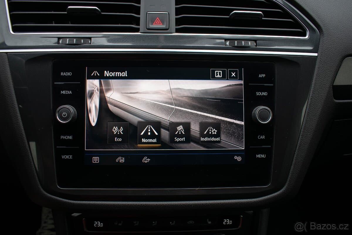 2019 Volkswagen TIGUAN - 16