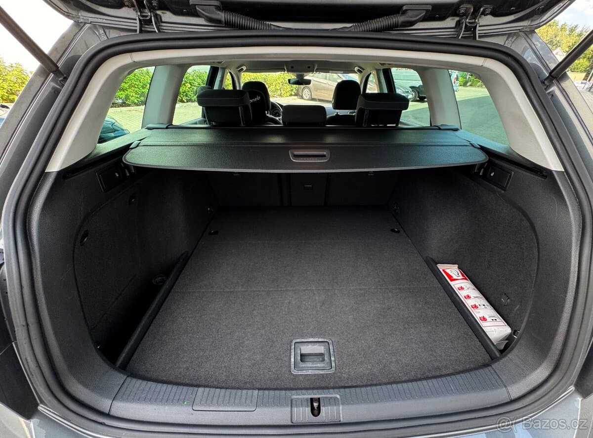 2018 Volkswagen GOLF - 16