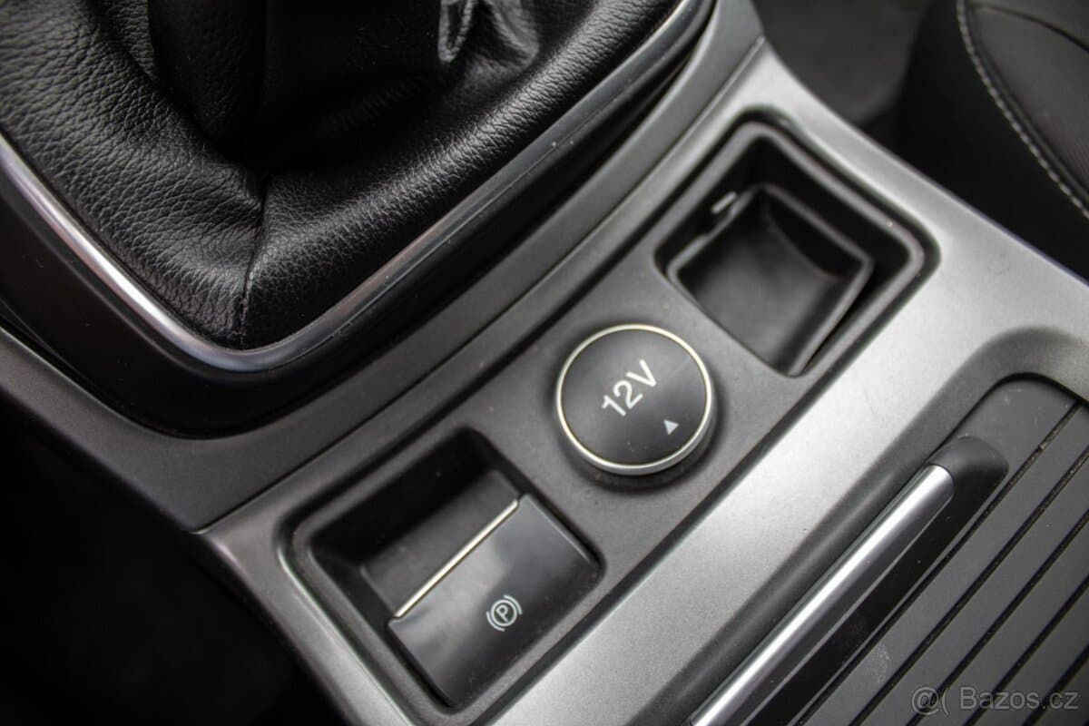 2018 Ford KUGA - 16