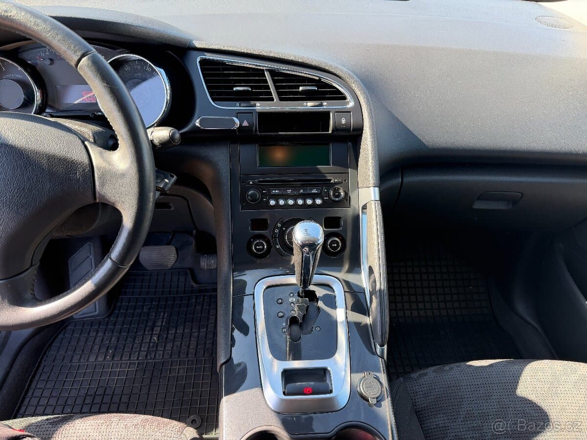 2010 Peugeot 3008 - 16