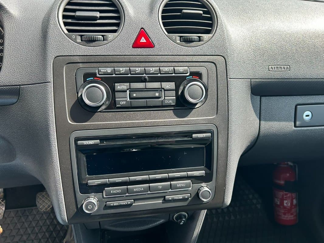 2012 Volkswagen CADDY - 16
