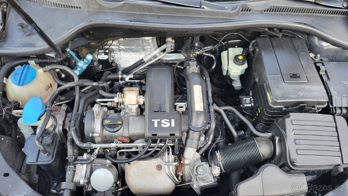 2011 Volkswagen GOLF - 16