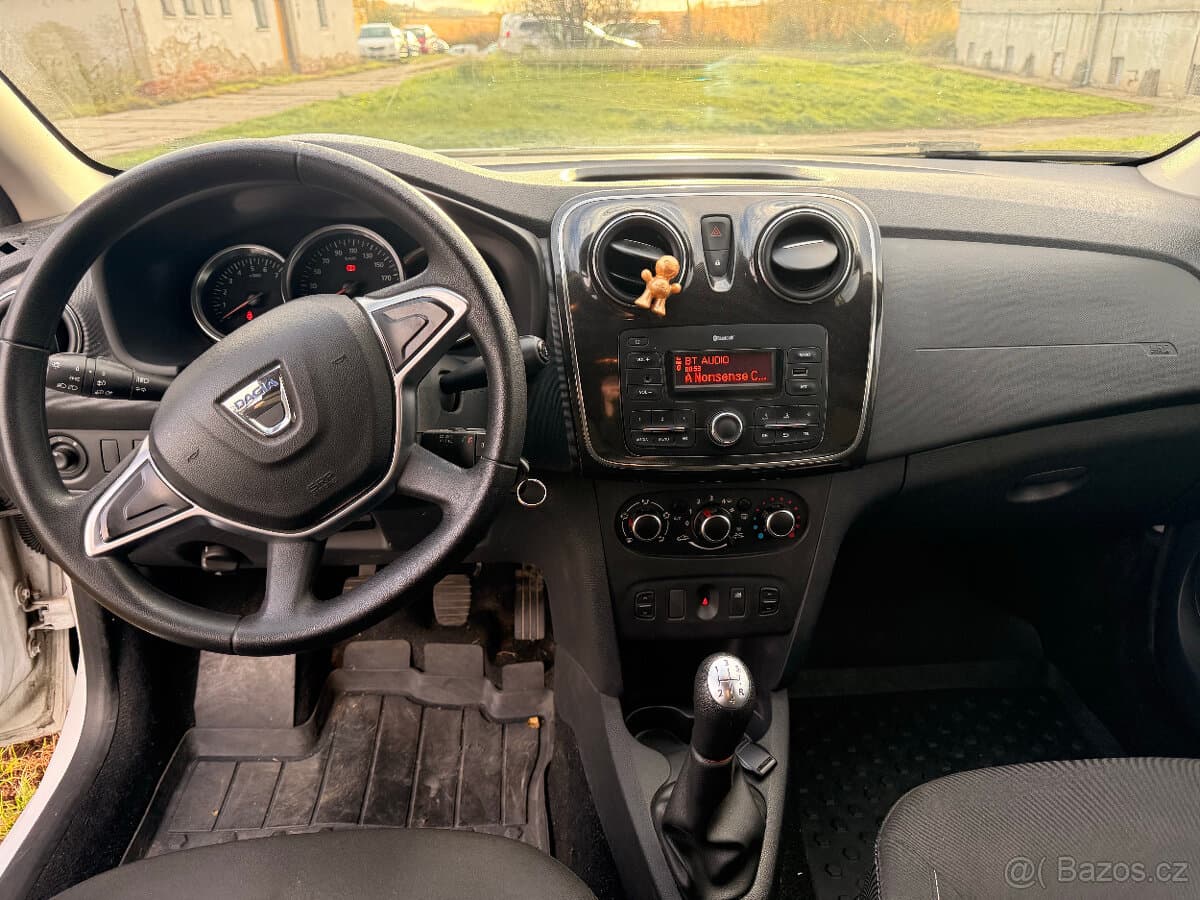 2019 Dacia LOGAN - 16