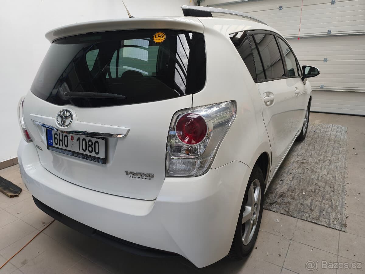 2014 Toyota VERSO - 16
