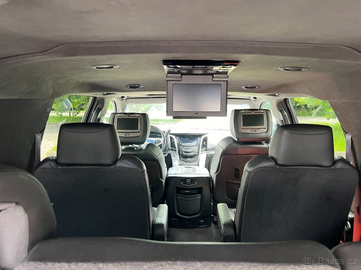 2016 Cadillac ESCALADE - 16