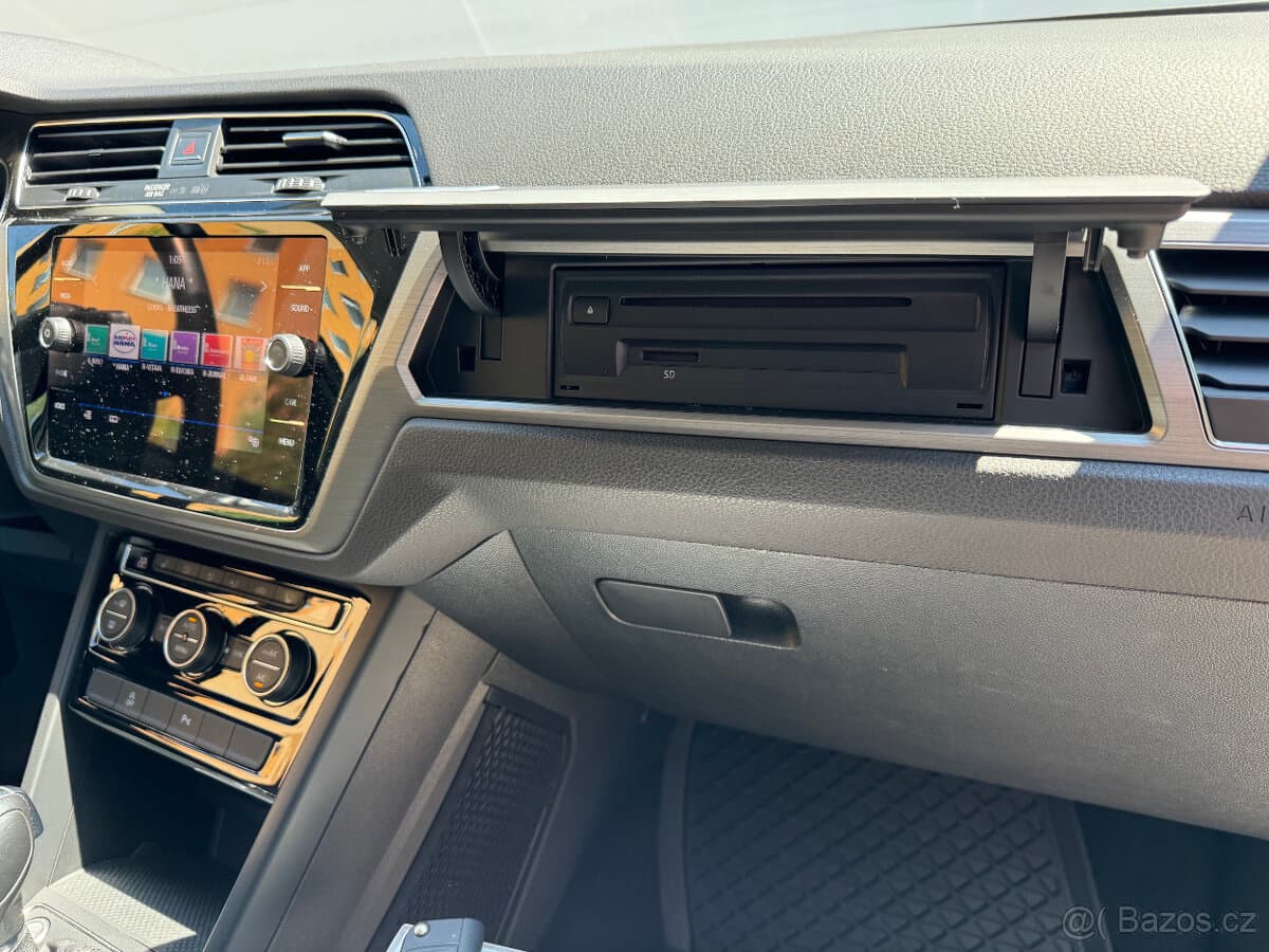 2019 Volkswagen TOURAN - 16
