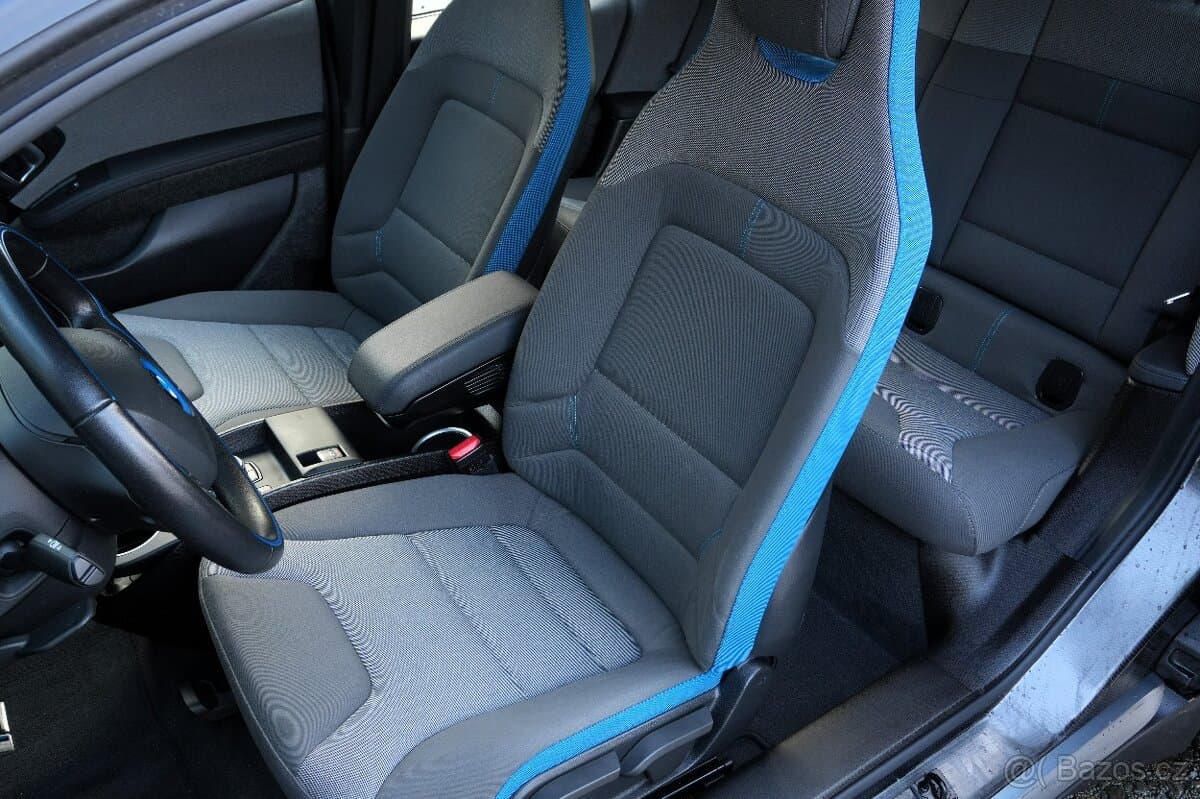 2021 BMW i3 - 16