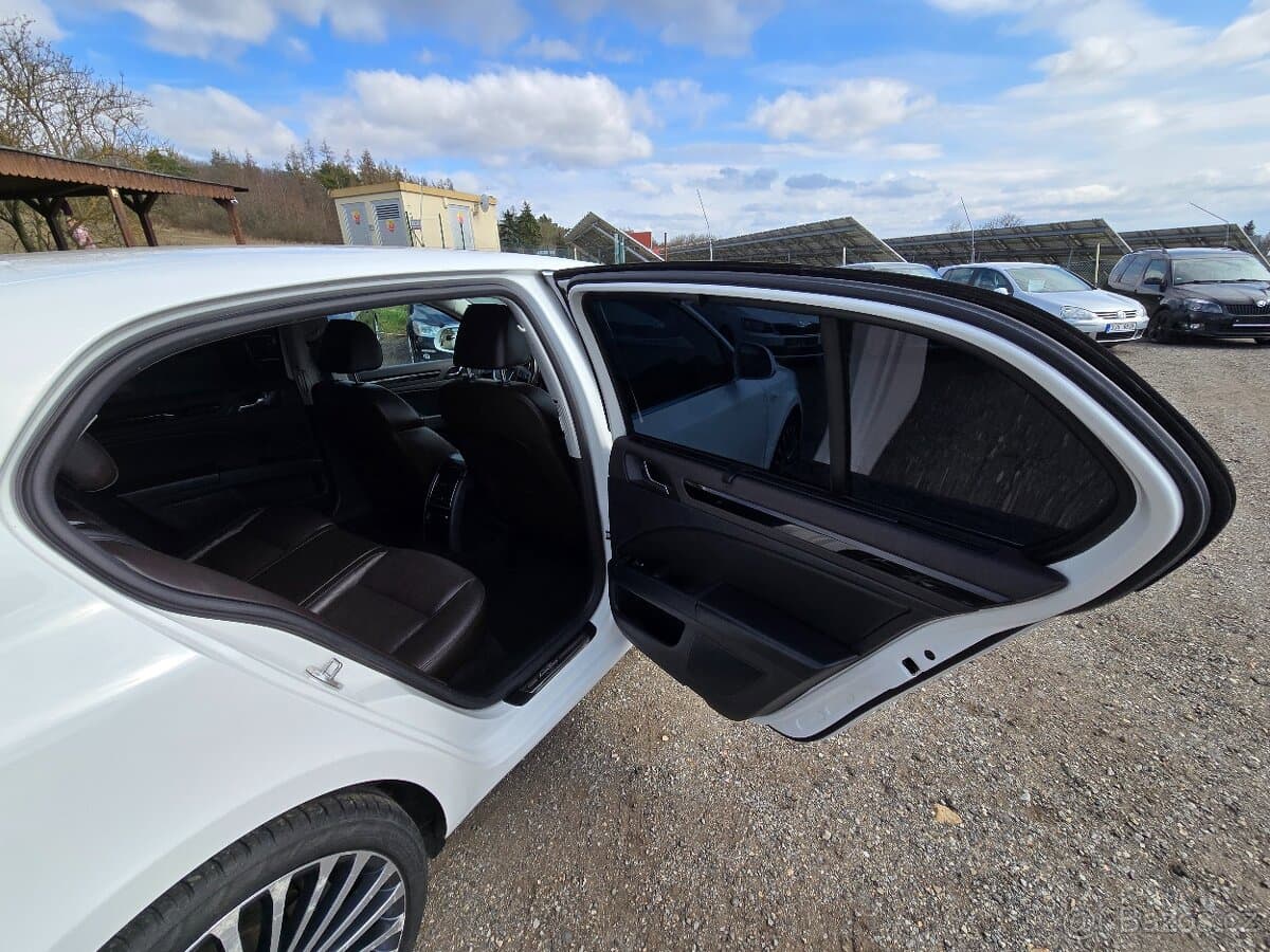 2013 Škoda SUPERB - 16