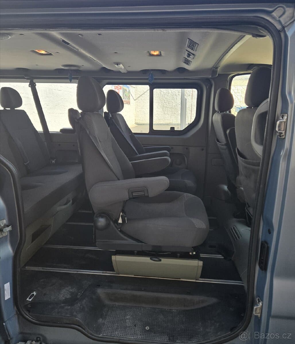 2011 Opel VIVARO - 16
