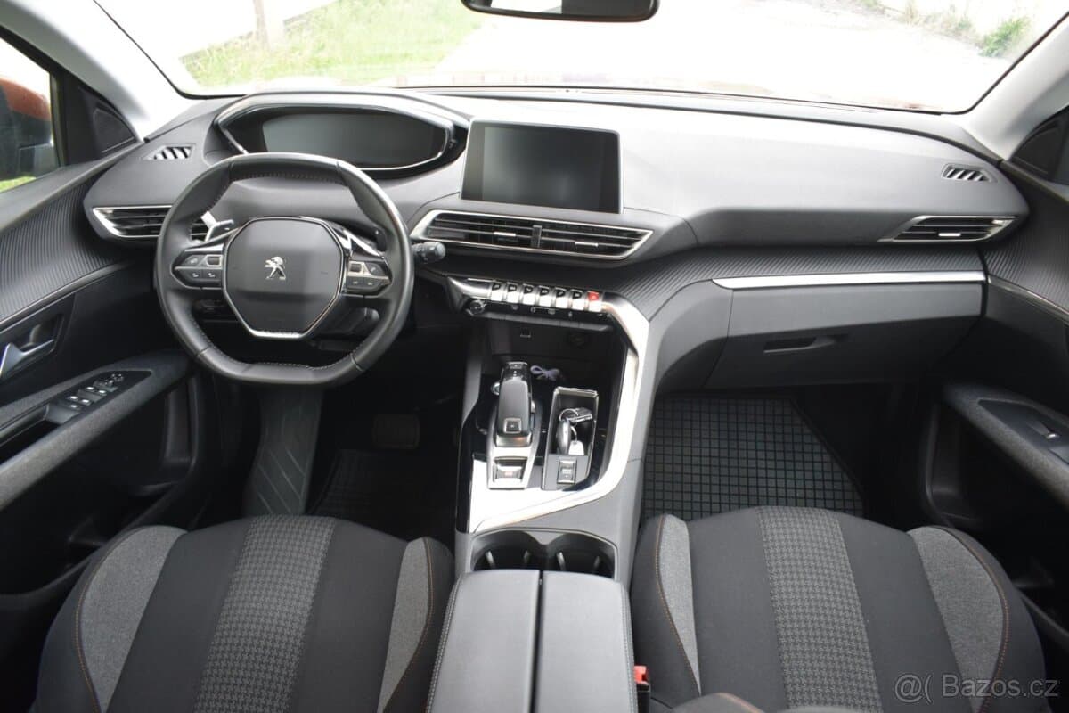 2021 Peugeot 5008 - 16