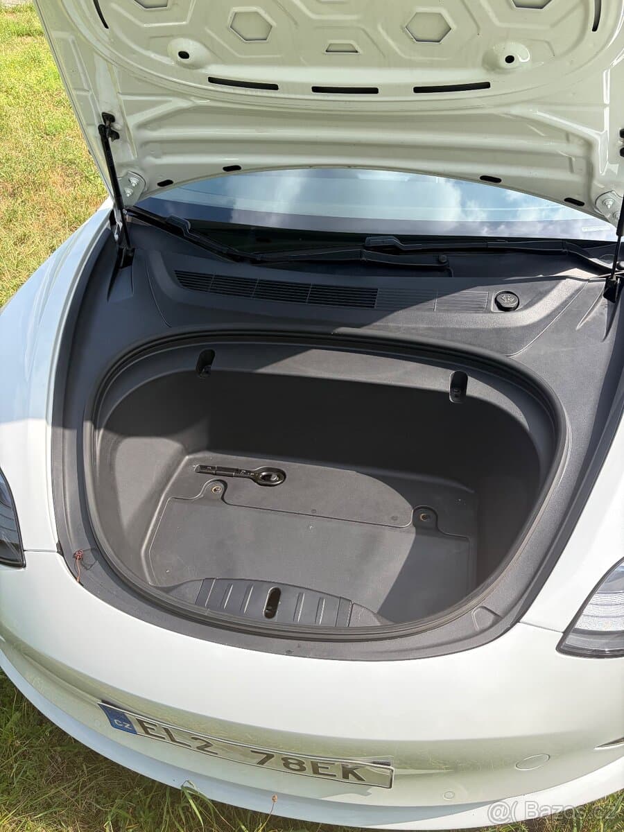 2020 Tesla MODEL 3 - 16