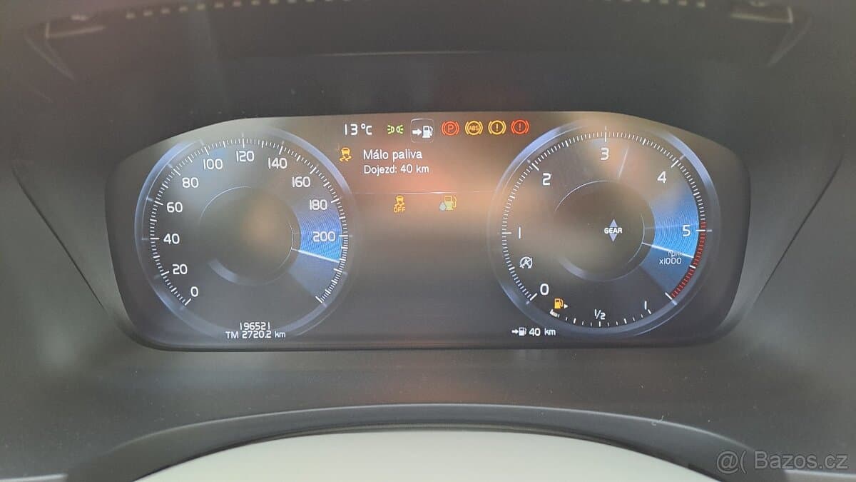 2018 Volvo V90 - 16