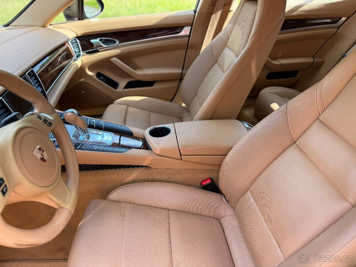 2014 Porsche PANAMERA - 16
