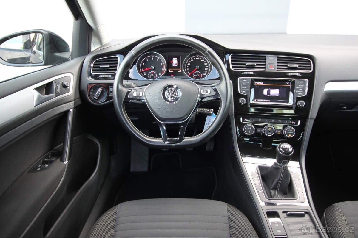 2014 Volkswagen GOLF - 16