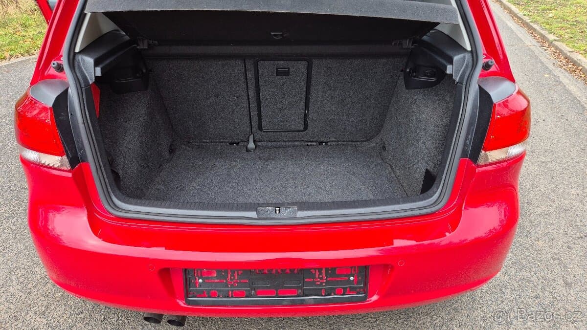 2009 Volkswagen GOLF - 16