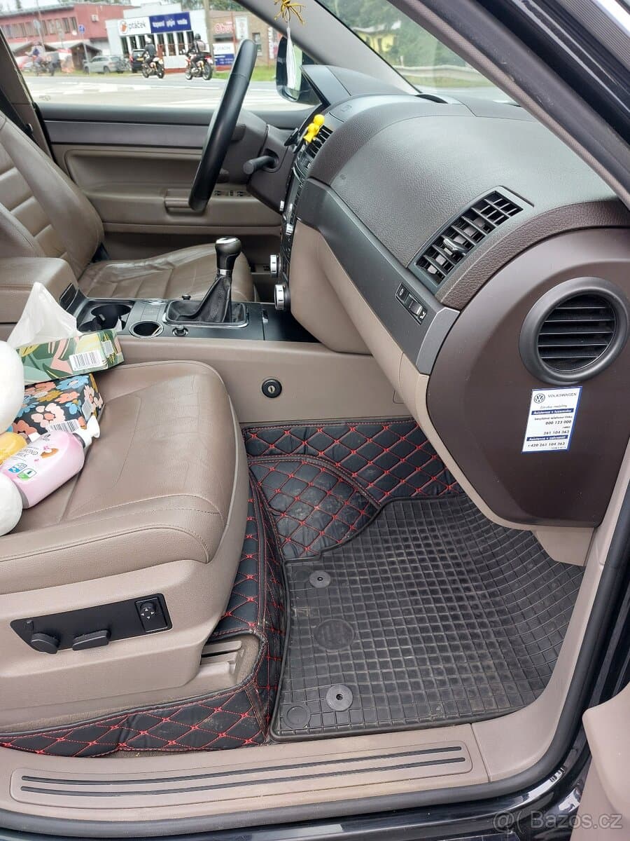 Volkswagen TOUAREG - 16