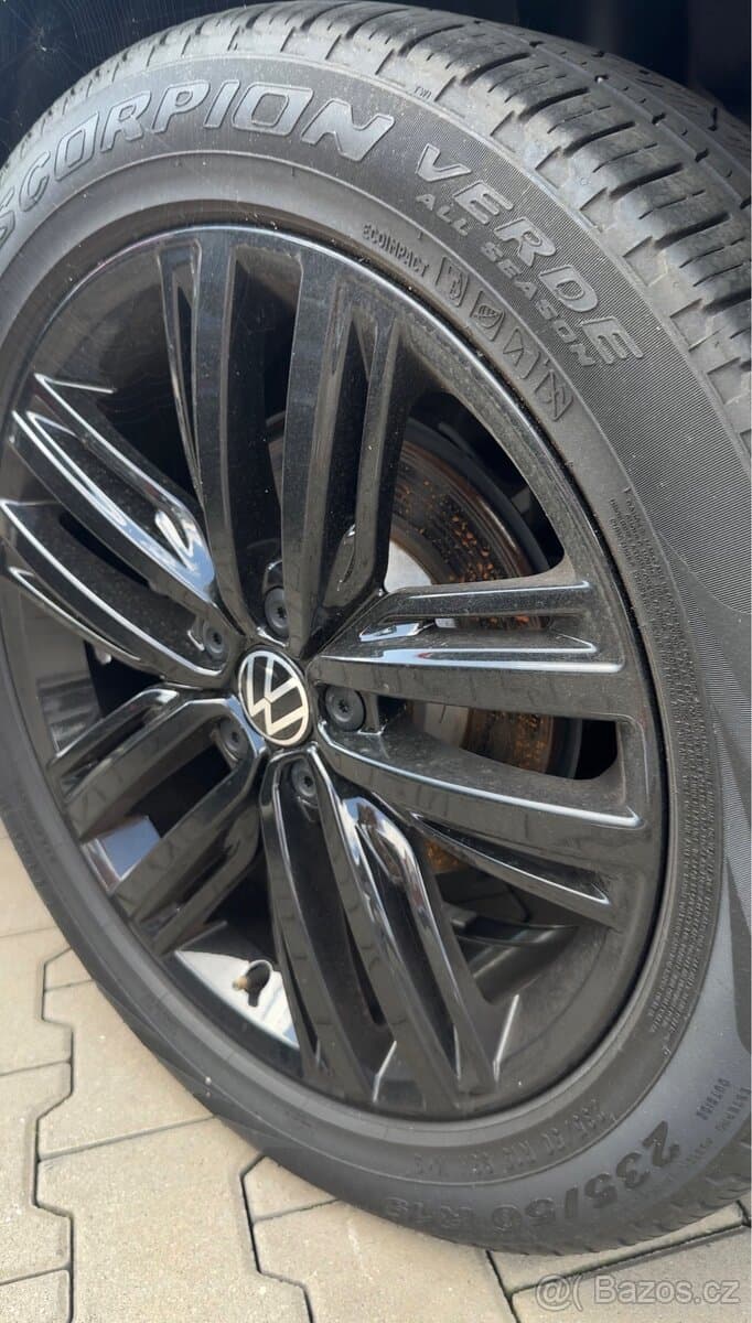 2023 Volkswagen TIGUAN - 16