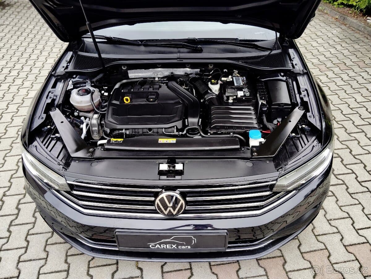 2021 Volkswagen PASSAT - 16
